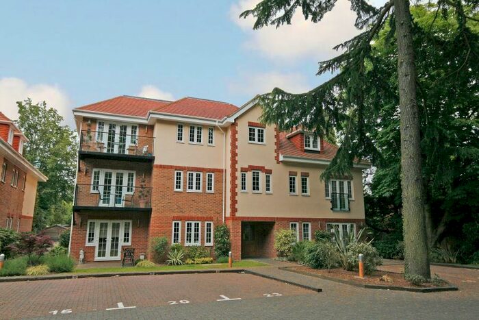 2 Bedroom Apartment To Rent In Woodham, Surrey, KT15