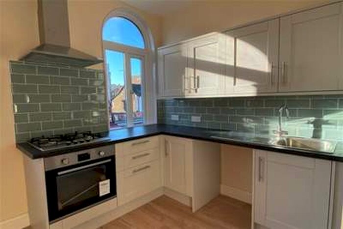 2 Bedroom Flat To Rent In High Street, Gillingham, ME7