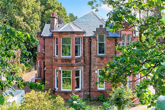 4 Bedroom Flat For Sale In Beech Avenue, Glasgow, G41