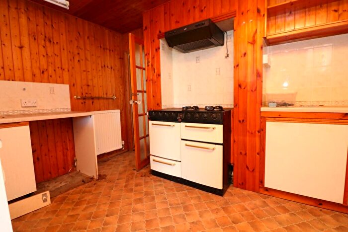4 Bedroom Detached House For Sale In New Street, Ash, CT3