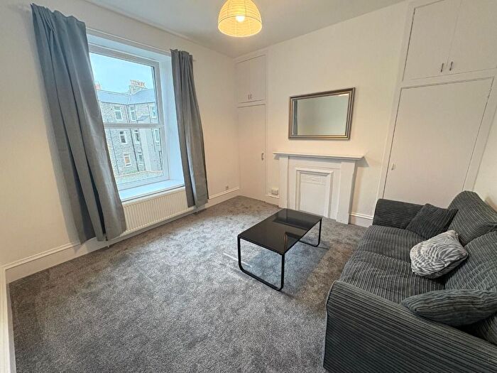 1 Bedroom Flat To Rent In Ashvale Place, City Centre, Aberdeen, AB10