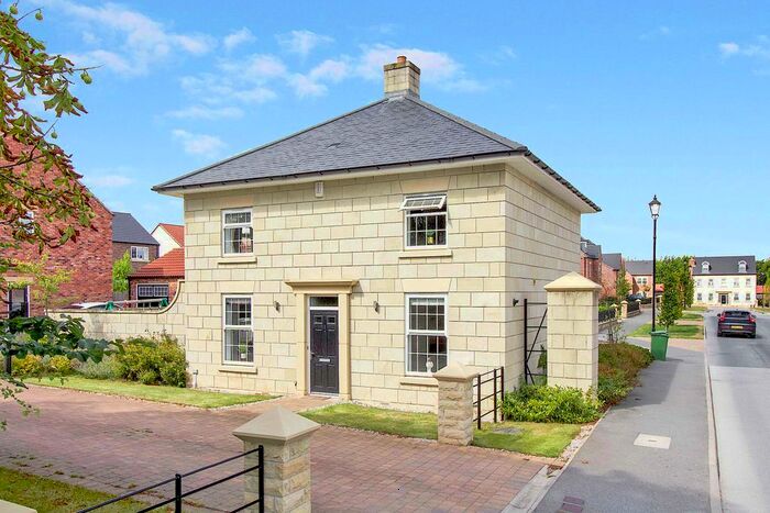4 Bedroom Detached House To Rent In Ingbarrow Gate, Wetherby, LS22