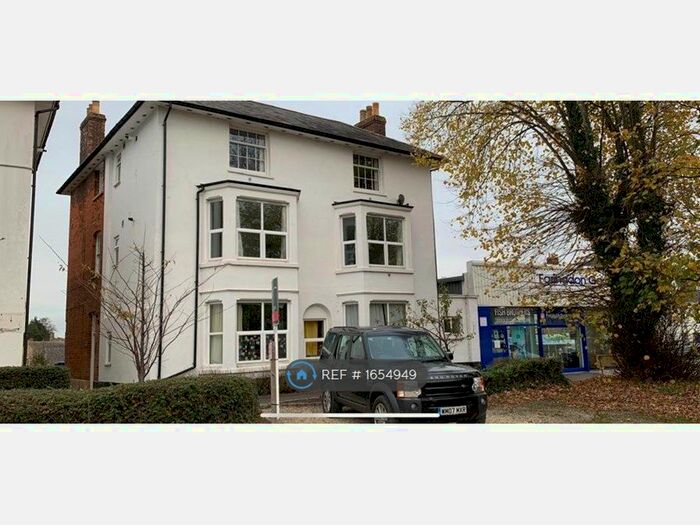 1 Bedroom Flat To Rent In White Hart House, Faringdon, SN7