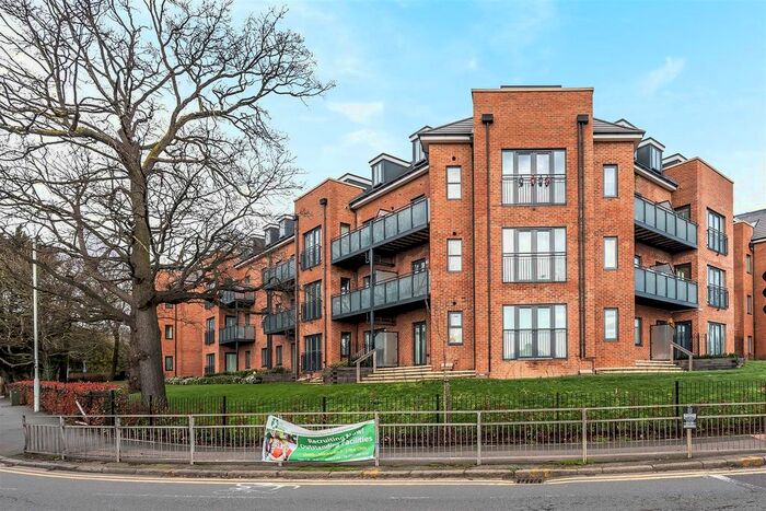 2 Bedroom Flat To Rent In Sudbury Hill, Sudbury, HA1