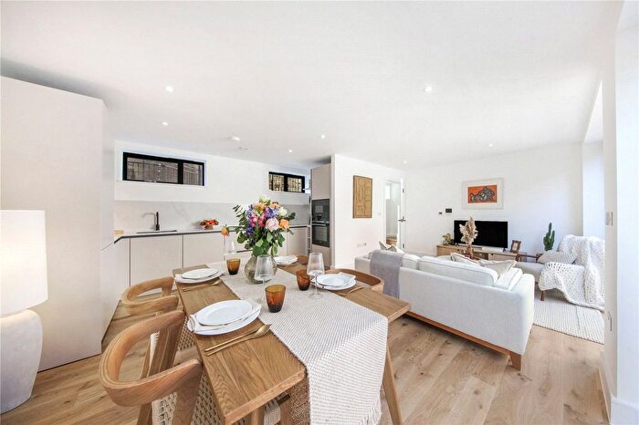 1 Bedroom Flat For Sale In Merivale Road, Putney, London, SW15