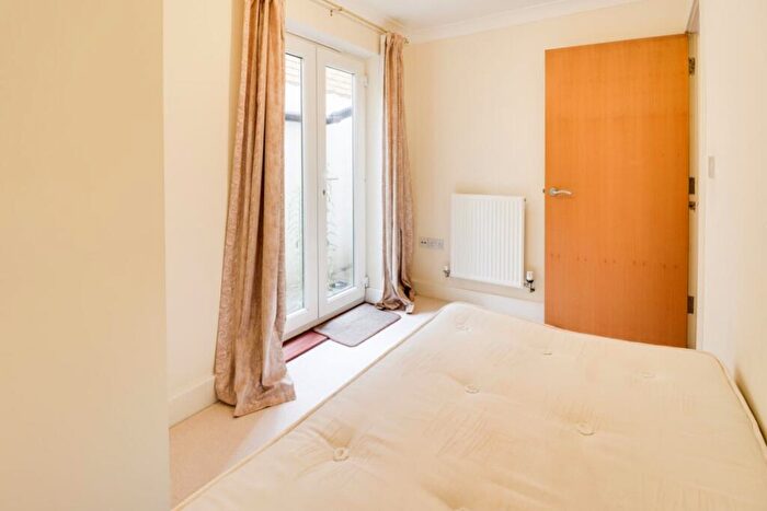 2 Bedroom Apartment To Rent In St Matthews Gardens, CB1