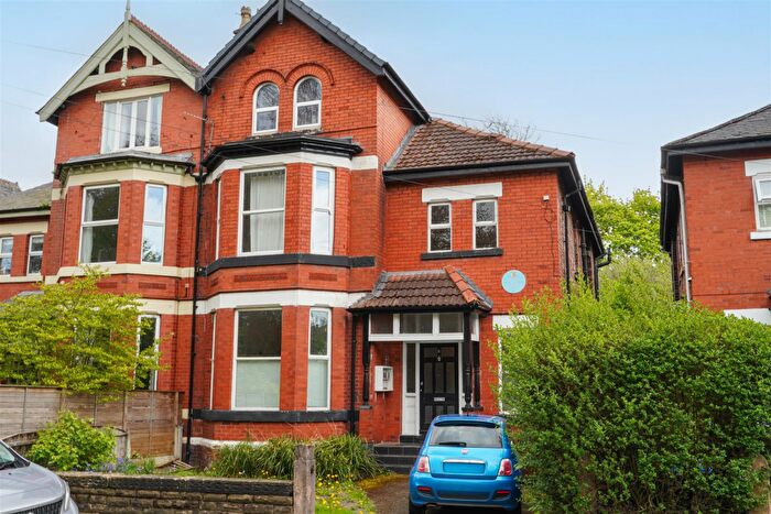 6 Bedroom Semi-Detached House For Sale In Oswald Road, Chorlton, Manchester, M21