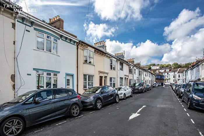 4 Bedroom Terraced House To Rent In Edinburgh Road, Brighton, BN2