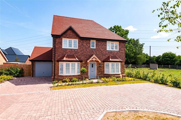 4 Bedroom Detached House To Rent In Bantam Way, Iwade, Sittingbourne, Kent, ME9