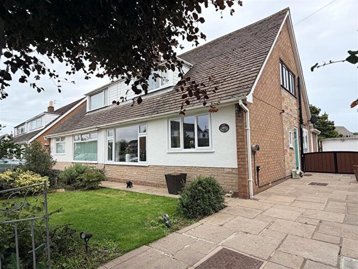 3 Bedroom Semi-Detached House For Sale In Bredon Close, Lytham, FY8
