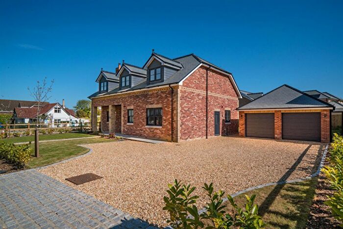 4 Bedroom Detached House For Sale In Bembridge, Isle Of Wight, PO35