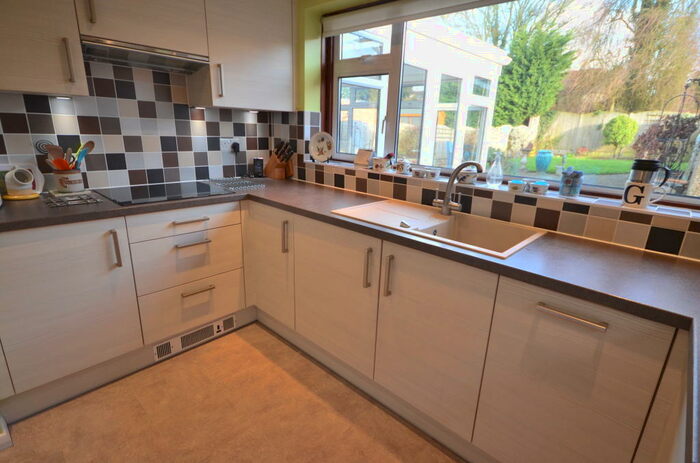 2 Bedroom Bungalow To Rent In Norman Close, Rainham, ME8