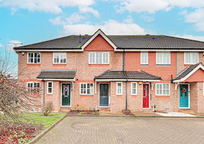 2 Bedroom Terraced House For Sale In Riverbanks Close, Harpenden, Hertfordshire, AL5