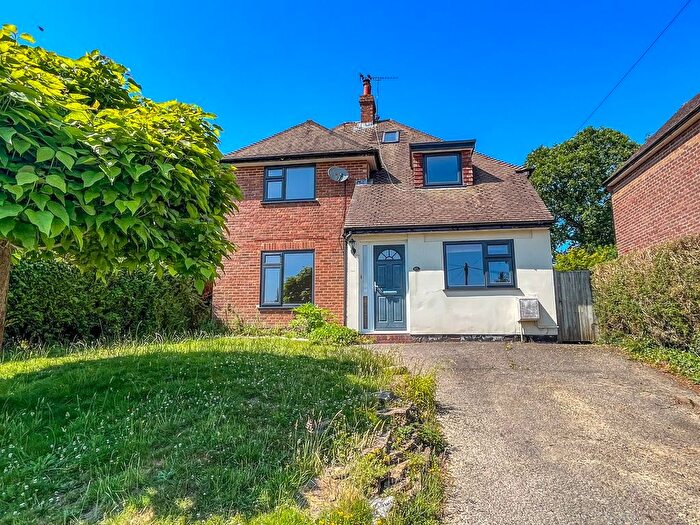 3 Bedroom Detached House For Sale In Langham Road, Robertsbridge, TN32