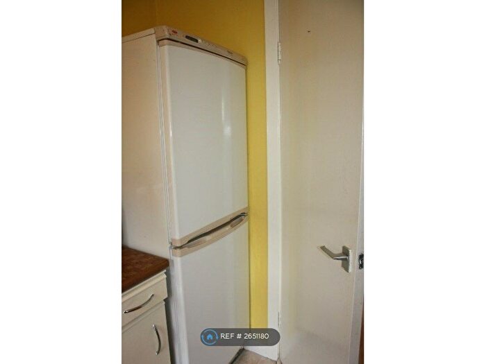 1 Bedroom Flat To Rent In Eastwood Avenue, Glasgow, G41