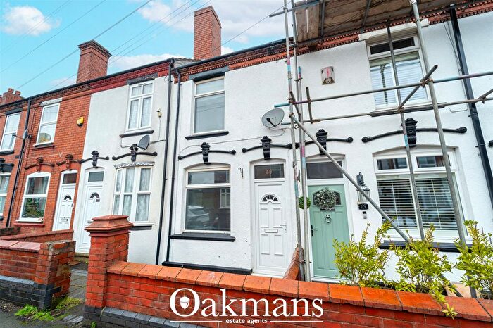 3 Bedroom Terraced House For Sale In Vicarage Road, Halesowen, West Midlands, B62