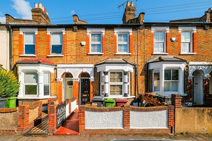 3 Bedroom House To Rent In Campus Road, Walthamstow, E17