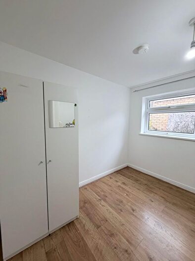 1 Bedroom Flat To Rent In Boreham Road, London, N22