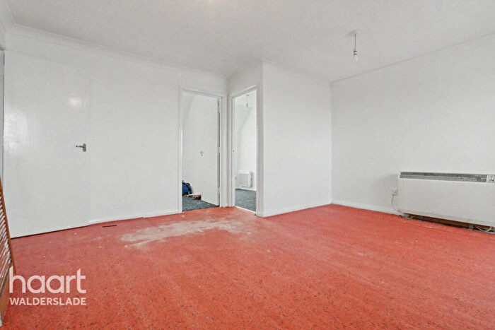 3 Bedroom Flat To Rent In Leysdown Road, Sheerness, ME12