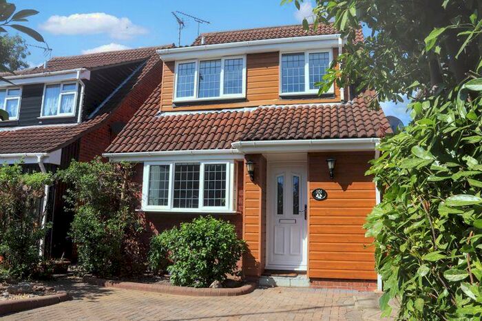 4 Bedroom Detached House To Rent In Steeplefield, Leigh-On-Sea, SS9