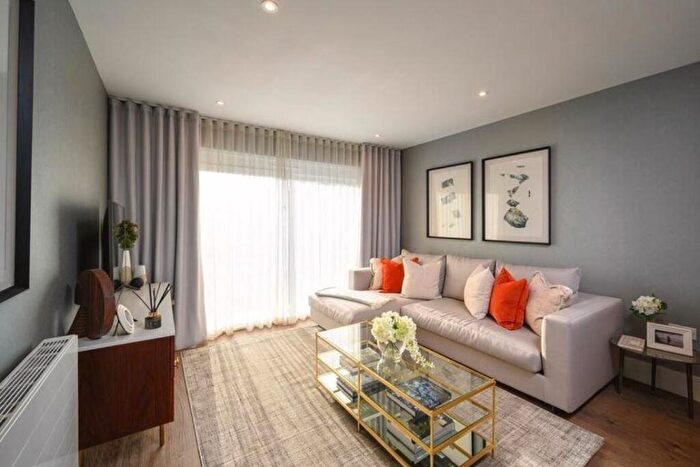 2 Bedroom Apartment For Sale In Alfred Gelder Street, Hull, HU1