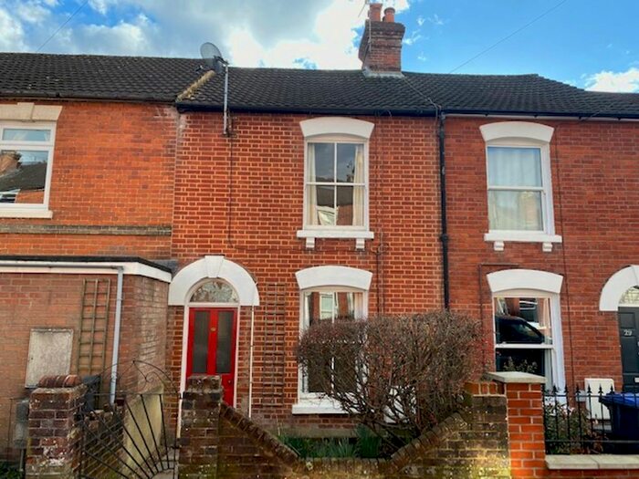2 Bedroom Terraced House To Rent In Park Street, Salisbury, SP1