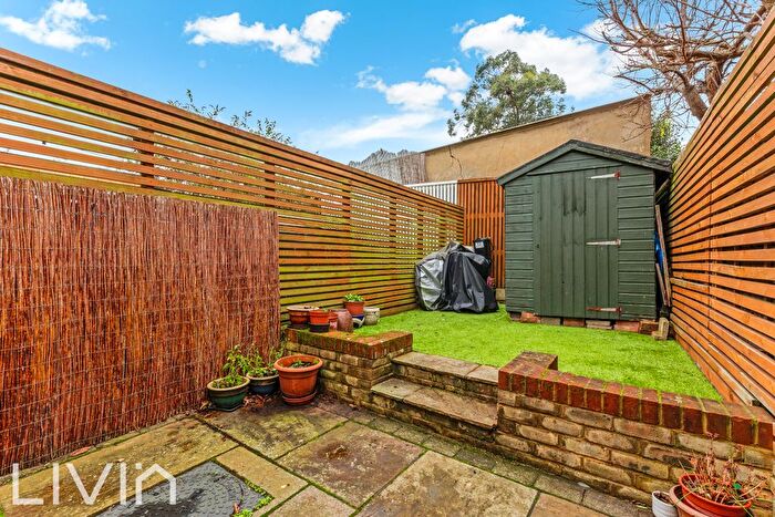 1 Bedroom Property To Rent In Lamberts Place, Croydon, Greater London, CR0