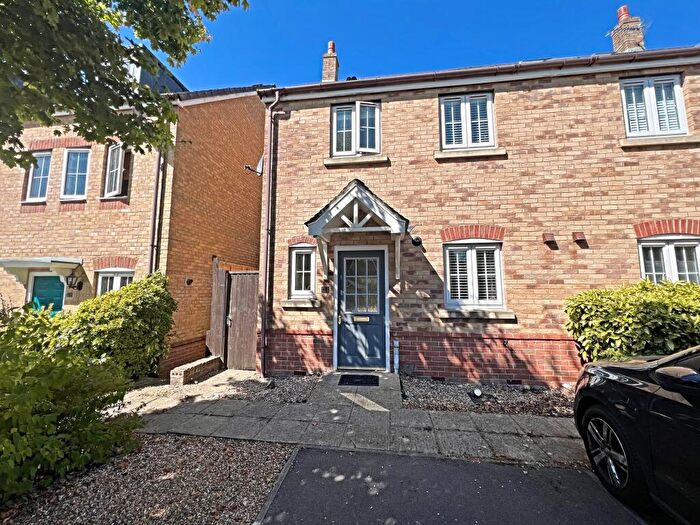 3 Bedroom House To Rent In Georgina Close, Totton, SO40