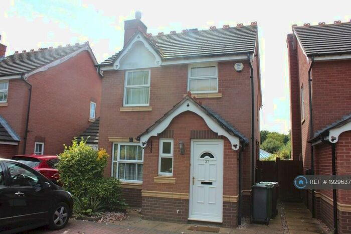 4 Bedroom Detached House To Rent In Shelly Crescent, Shirley, Solihull, B90