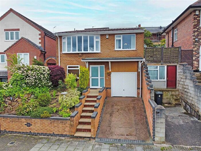3 Bedroom Detached House For Sale In Malmesbury Road, Mapperley/Woodthorpe, Nottingham, NG3