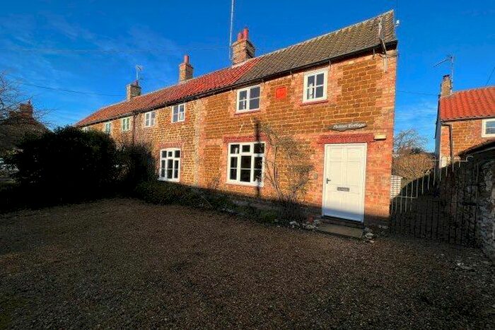 4 Bedroom Semi-Detached House To Rent In Docking Road, Hunstanton, PE36