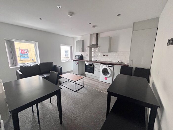 1 Bedroom Flat To Rent In South Street, Hull, HU1