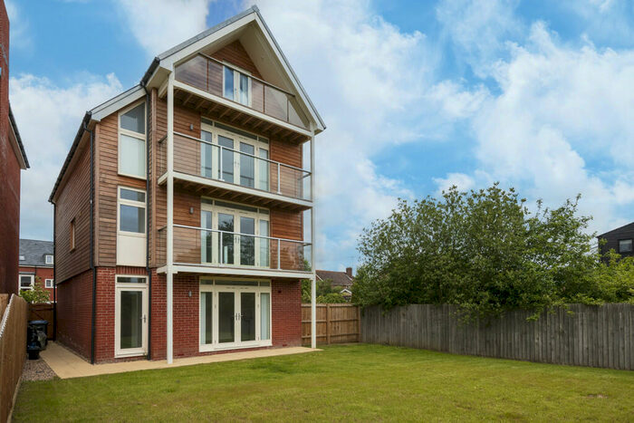 4 Bedroom Detached House To Rent In Willowbank, Melton, Woodbridge, IP12