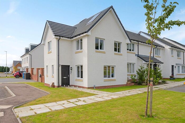 3 Bedroom End Of Terrace House For Sale In Waddell Terrace, Shotts, ML7
