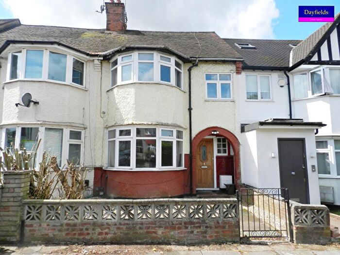 3 Bedroom Terraced House For Sale In Sandringham Road, Golders Green, Barnet, London, NW11