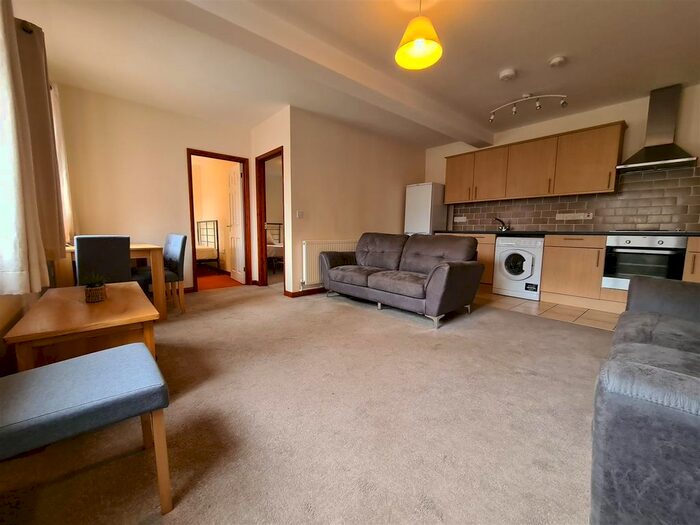 2 Bedroom Flat To Rent In Flat, Cambridge Street, Godmanchester, Huntingdon, PE29