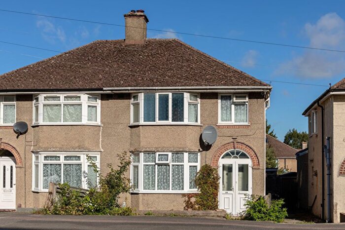 3 Bedroom Semi-Detached House For Sale In Copse Lane, Marston, OX3