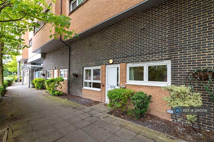 1 Bedroom Flat To Rent In Cherrydown East, Basildon, SS16