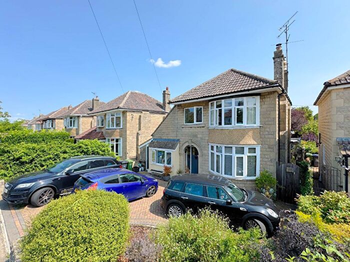 4 Bedroom Detached House For Sale In The Tynings, Corsham, Wiltshire, SN13