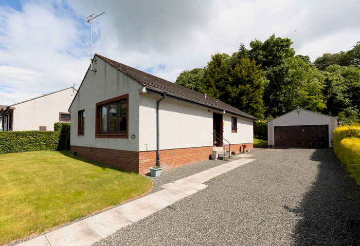 3 Bedroom Detached Bungalow For Sale In College Mill Road, Almondbank, Perth, PH1