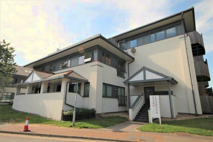 1 Bedroom Flat To Rent In Horsham Gates, Horsham, RH13