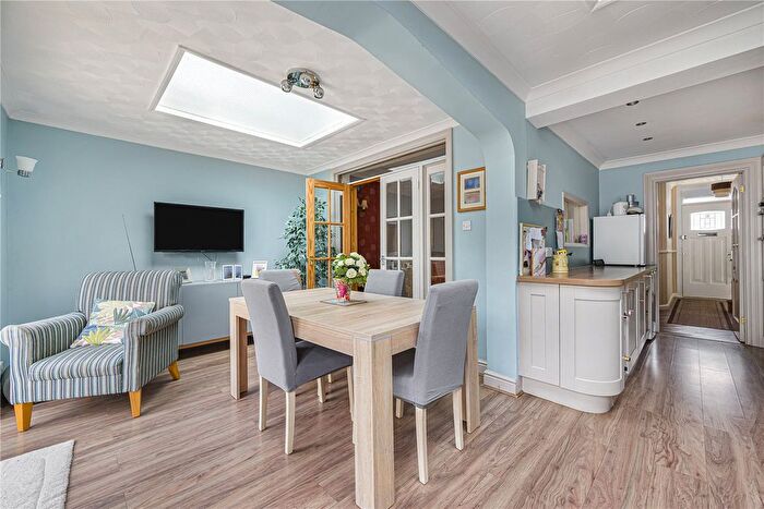 3 Bedroom Terraced House For Sale In Sturdee Avenue, Gillingham, Kent, ME7