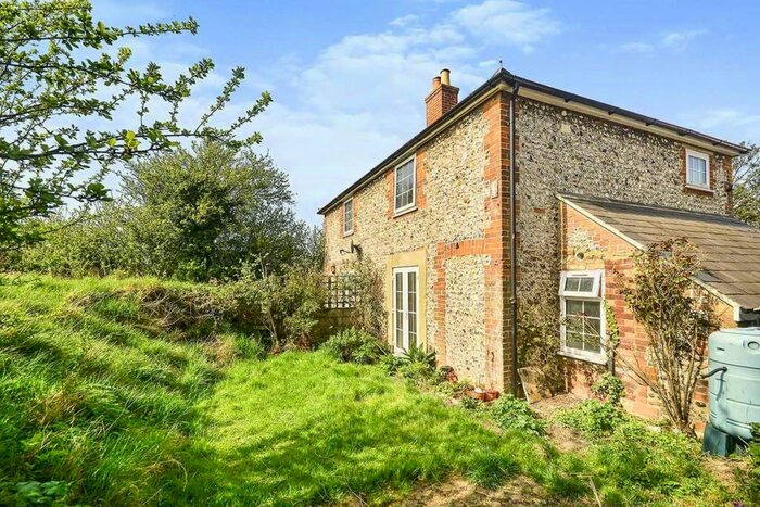 2 Bedroom Semi-Detached House To Rent In West Langdon, Dover, Kent, CT15