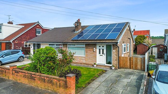 2 Bedroom Semi-Detached Bungalow For Sale In Porlock Avenue, Sutton Leach, WA9