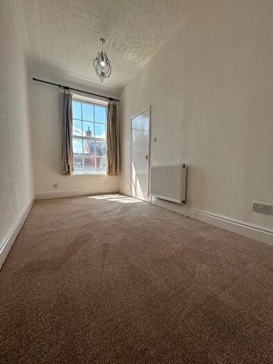 1 Bedroom Flat To Rent In Spring Bank, Hull, HU3