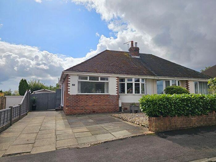 3 Bedroom Semi-Detached Bungalow For Sale In Moss Lea, Tarleton, Preston, PR4