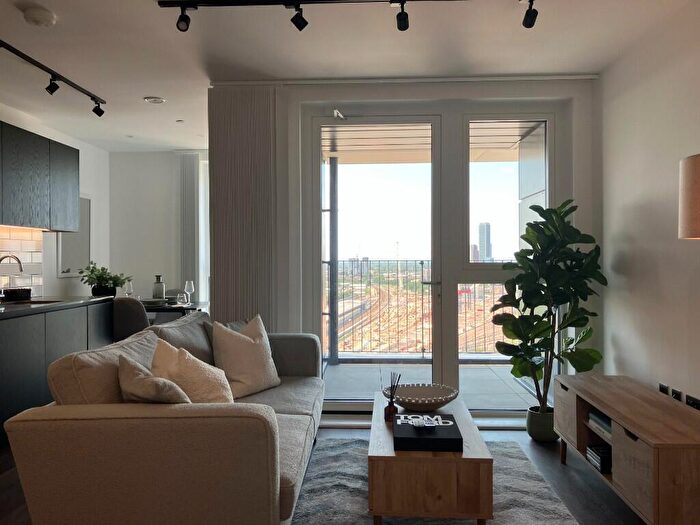 Flat To Rent In Flat, Mitre Yard, - Scrubs Lane, London, NW10