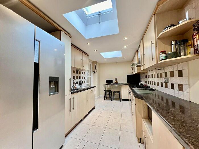 6 Bedroom Detached House To Rent In Albury Drive, Pinner, HA5