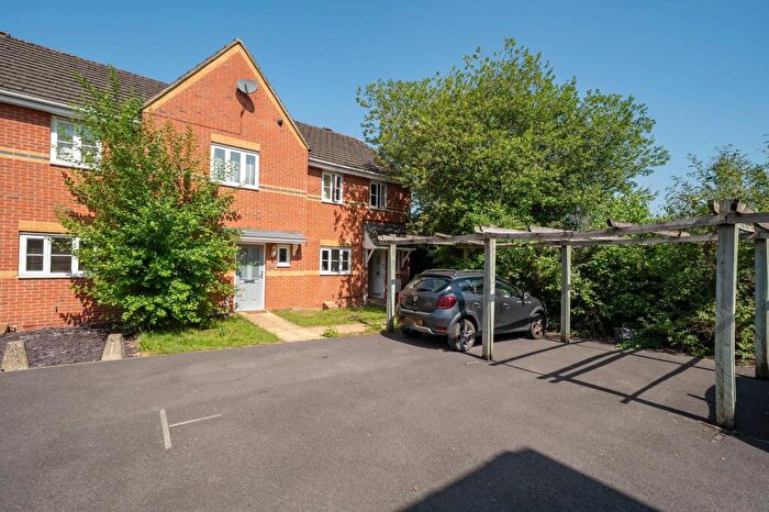 2 Bedroom Terraced House For Sale In Beckett Road, Andover, SP10