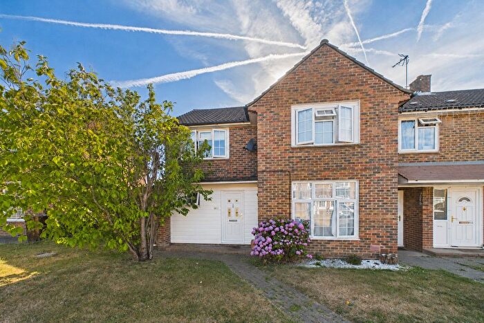 4 Bedroom End Terrace House For Sale In Benbricke Green, Bracknell, Berkshire, RG42